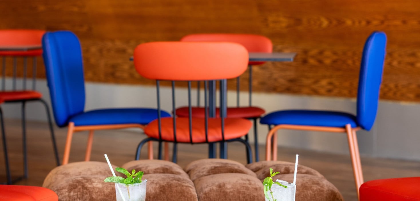 At the Hotel Gran Tagoro Sports Bar, you can enjoy a variety of drinks