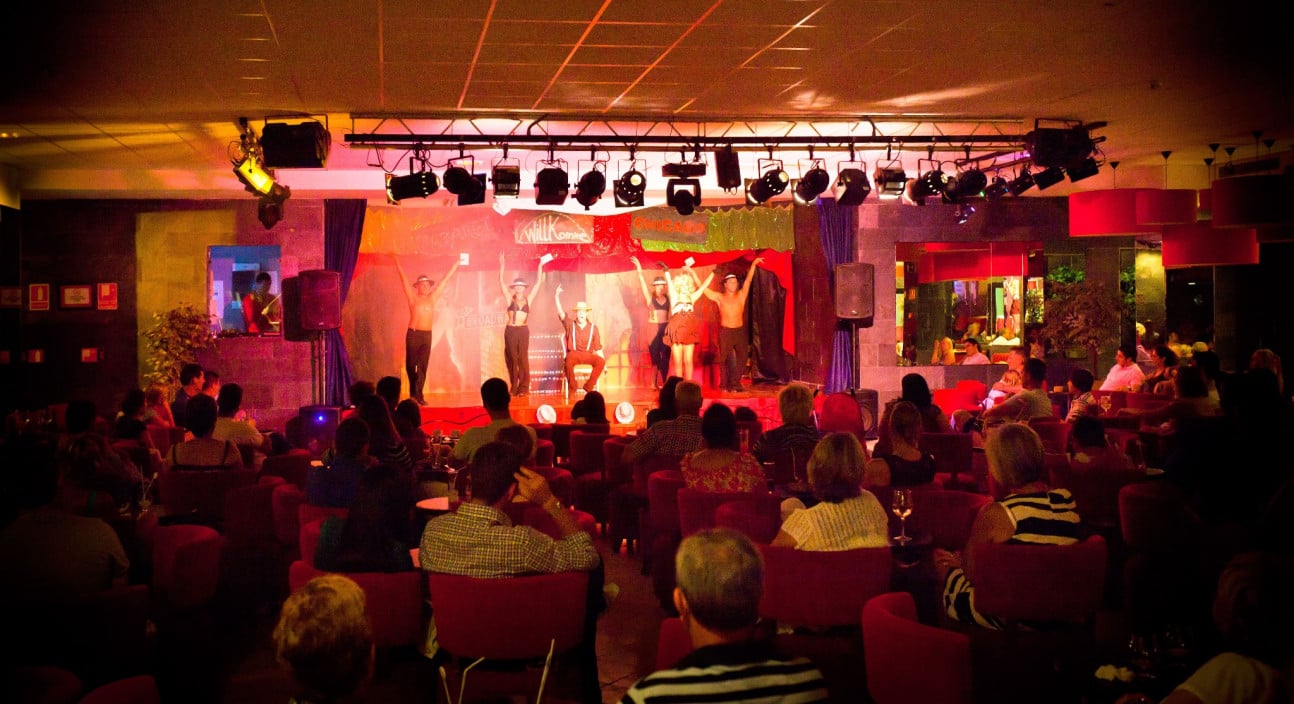Evening show at Disco Castillo in Hotel Gran Tagoro