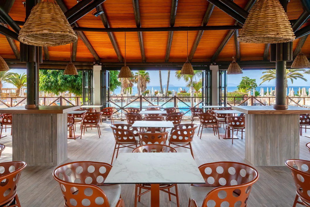 Tables and chairs at the Isla de Lobos Beach Club at Hotel Gran Tagoro